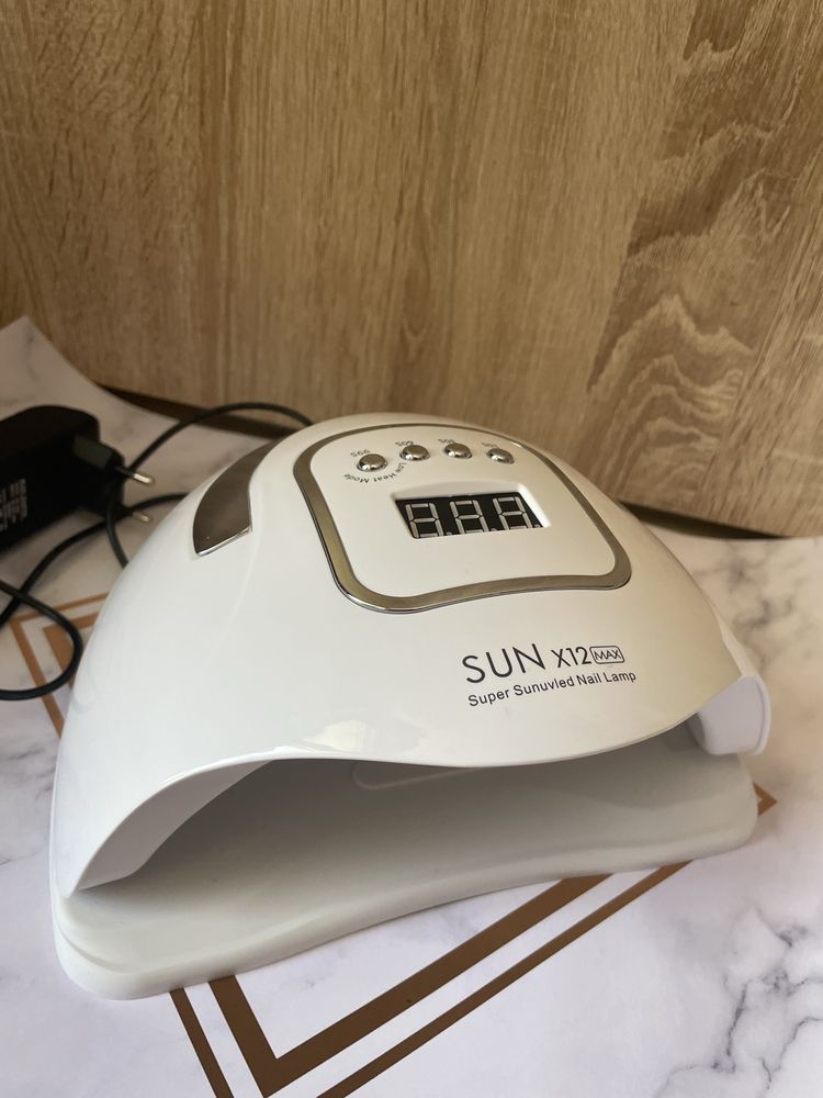 Професионална лампа за маникюр Sun X12 MAX