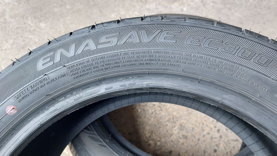 Гуми 215/50/17 Dunlop Enasave 4 броя