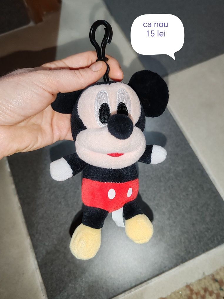 Plusuri diverse, Mickey și altele