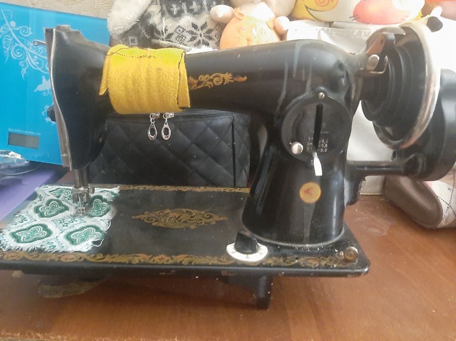 Швейная машинка ручная