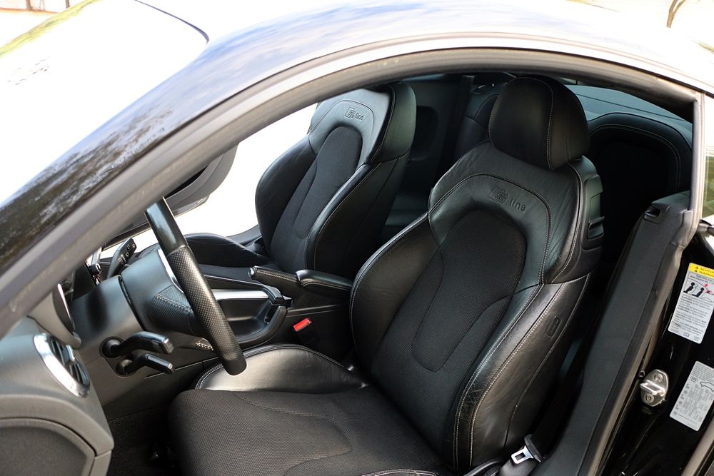 Vand Audi TT Quattro 4x4 S line Bose Navi Piele Xenon