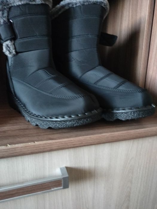 Сапоги женские р.44 , цвет черный