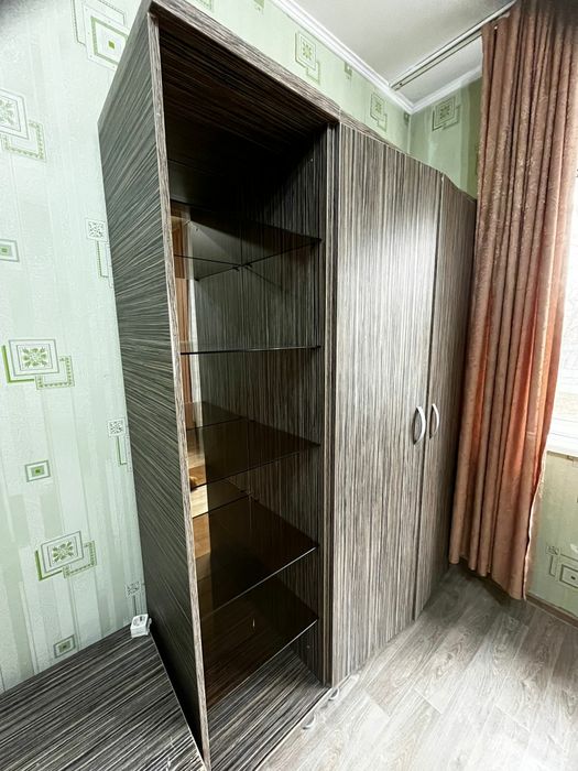 Продаётся стенка