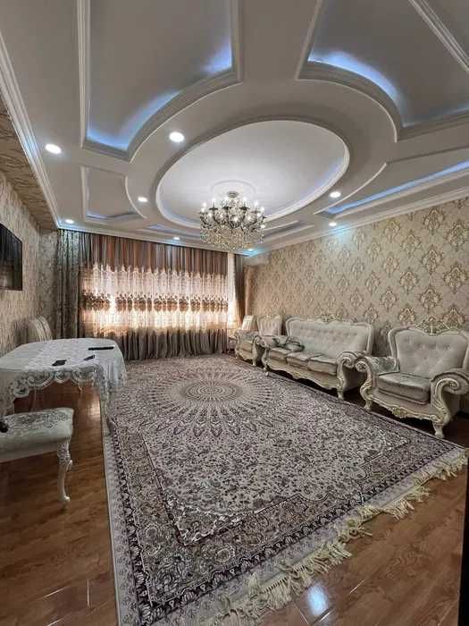 продам квартиру на Ц5 новостройка  3/3/9    (110м2)