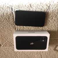Vand telefon iPhone 11 -128 Gb negru-Neverlocked 90% viata bateriei