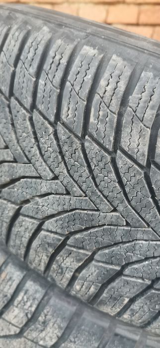 Зимни гуми nexen 235/55/17
