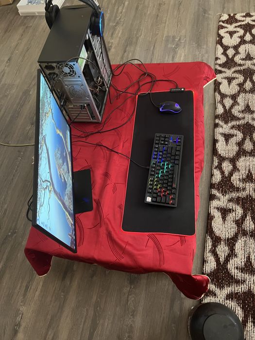 Kampyuter srochna sotiladi