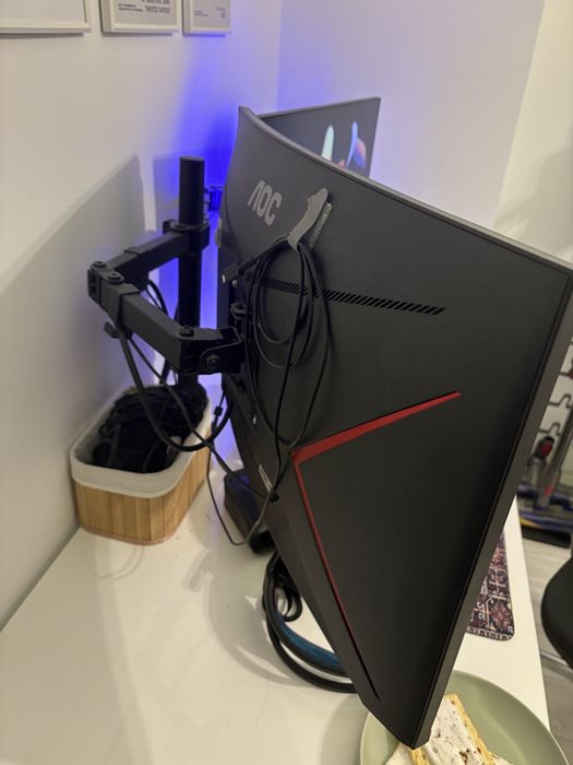 Monitor Gaming Curbat LED VA AOC 27