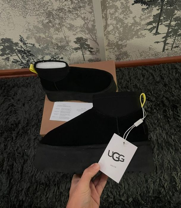 UGG mini dipper,calitate premium,preț redus!