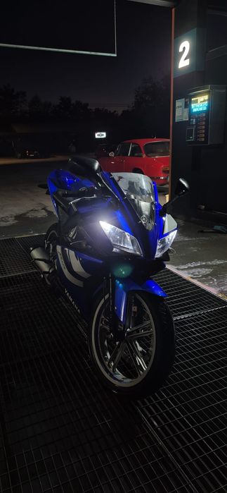 Yamaha YZF-R125  2009