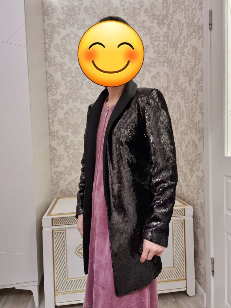 Пиджак нарядный