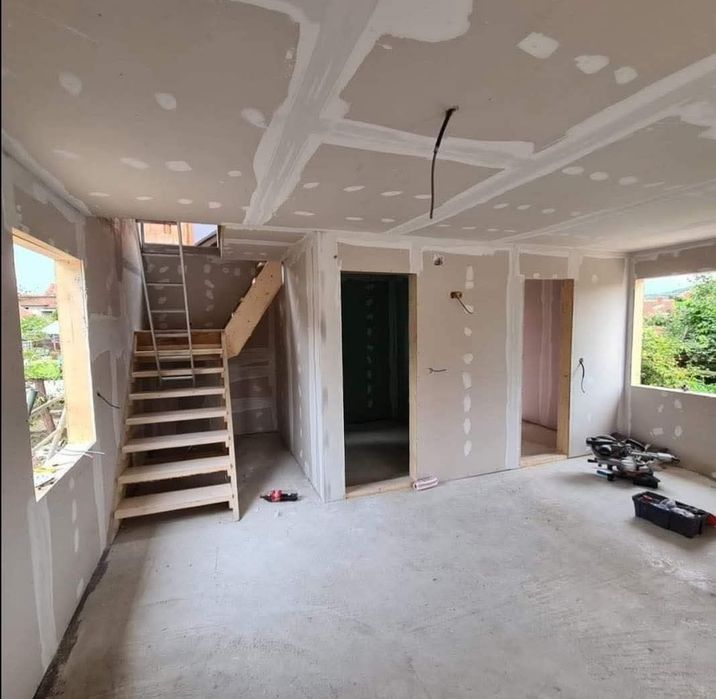 Case pe structura metalica