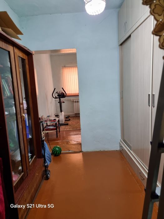 Продаю коммерческое здание,плюс частный дом 7 комнат в городе Сырдарья