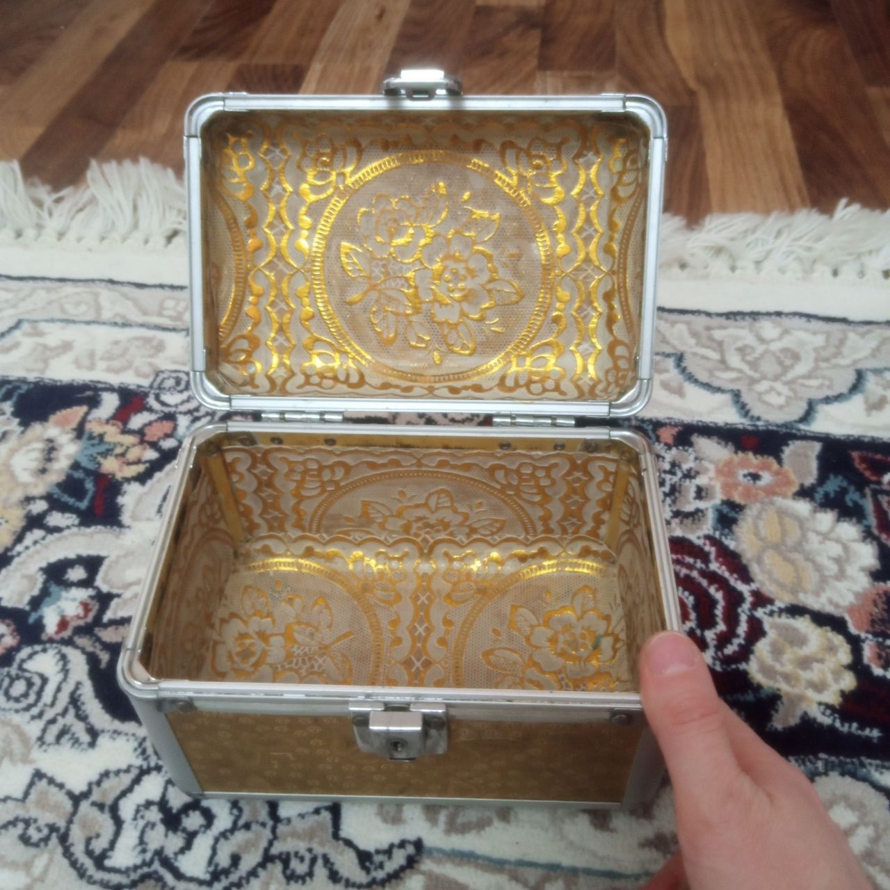 Чемоданчик для косметики, денег