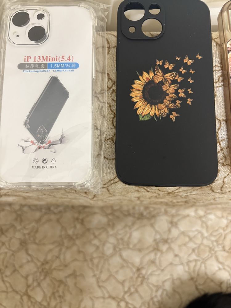 Продавам iPhone 13 mini 128GB в отлично състояние