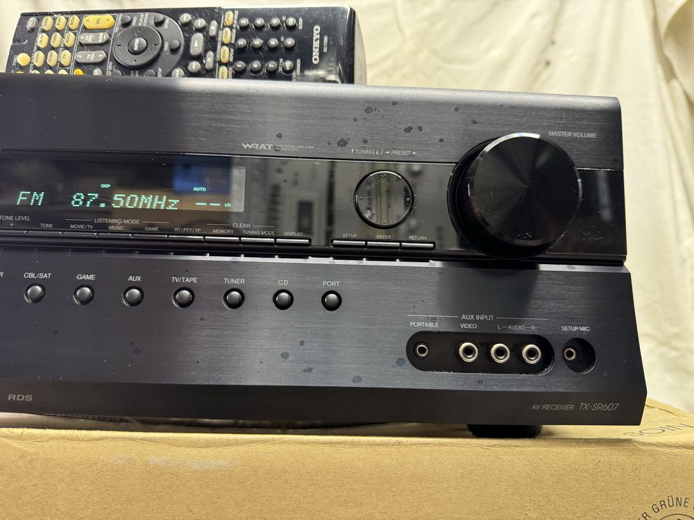 Onkyo TX-SR607 resiver качествен