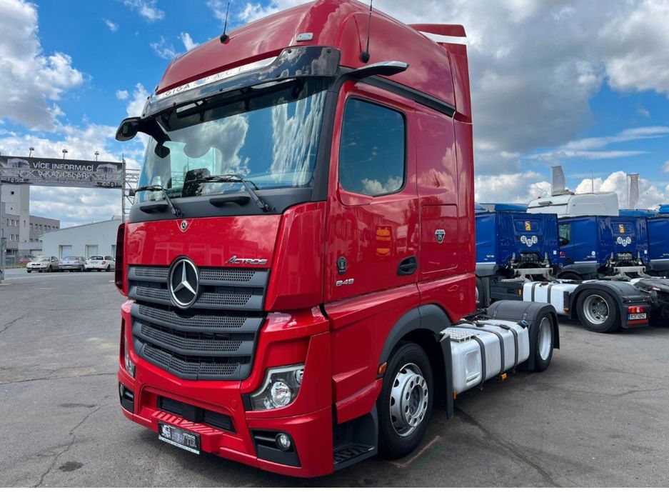 Mercedes Actros 1848