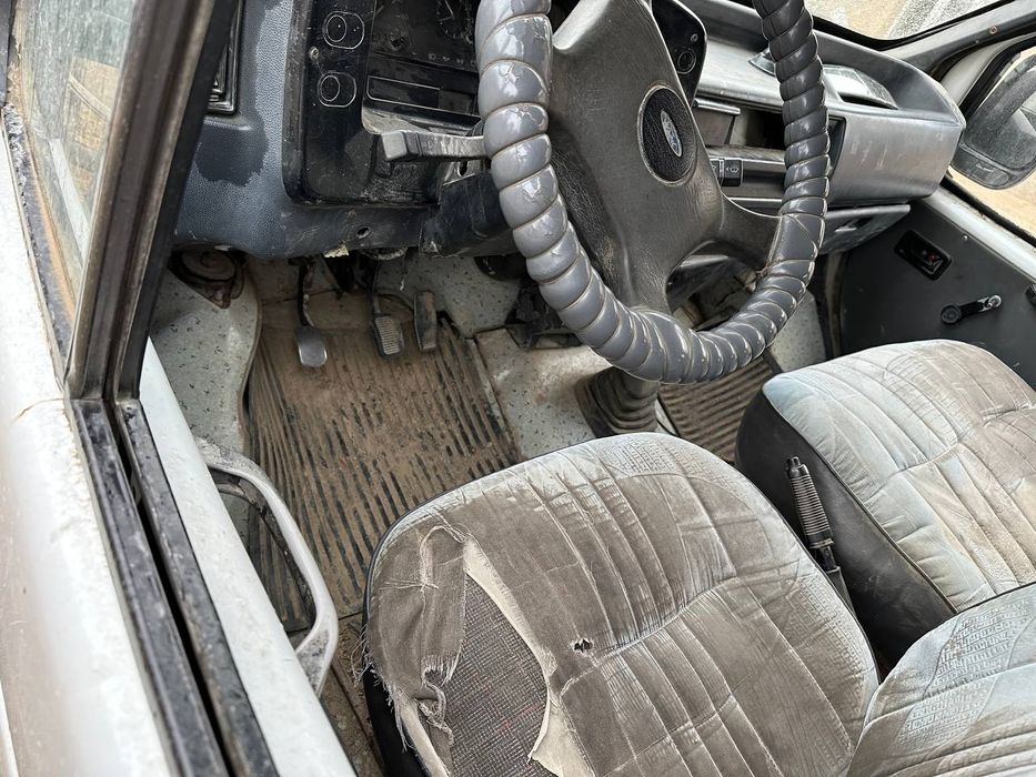 Ford 45 mln sotiladi
