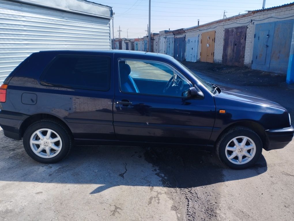 Продам Volkswagen Golf 3