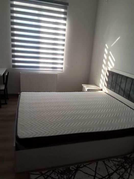 Цалковский 3 комнатная сдаётся  семя. Девушки, парни