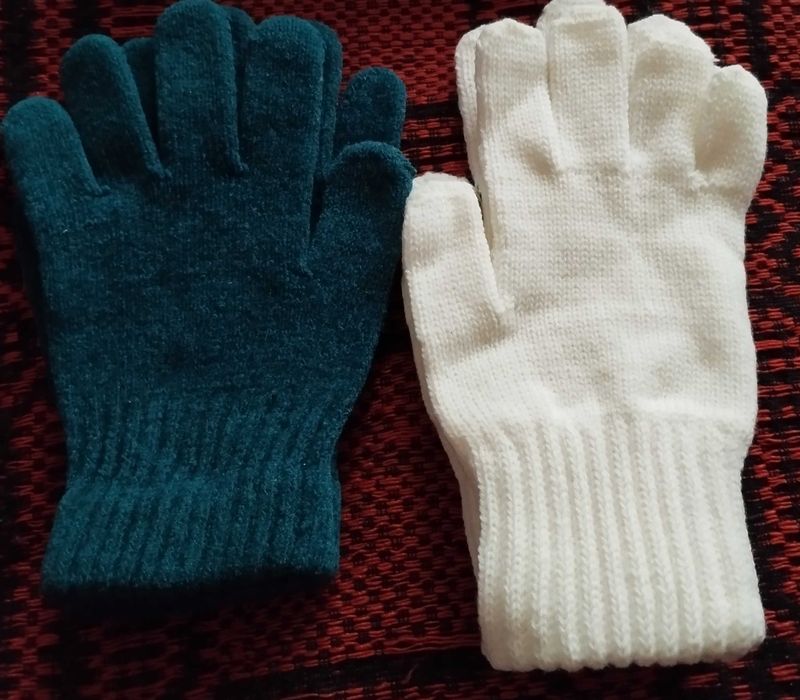 Мека шапка, ръкавици и шалчета