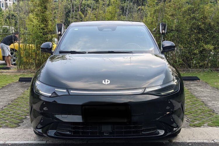 Leapmotor  C01 Perfomance Black Edition