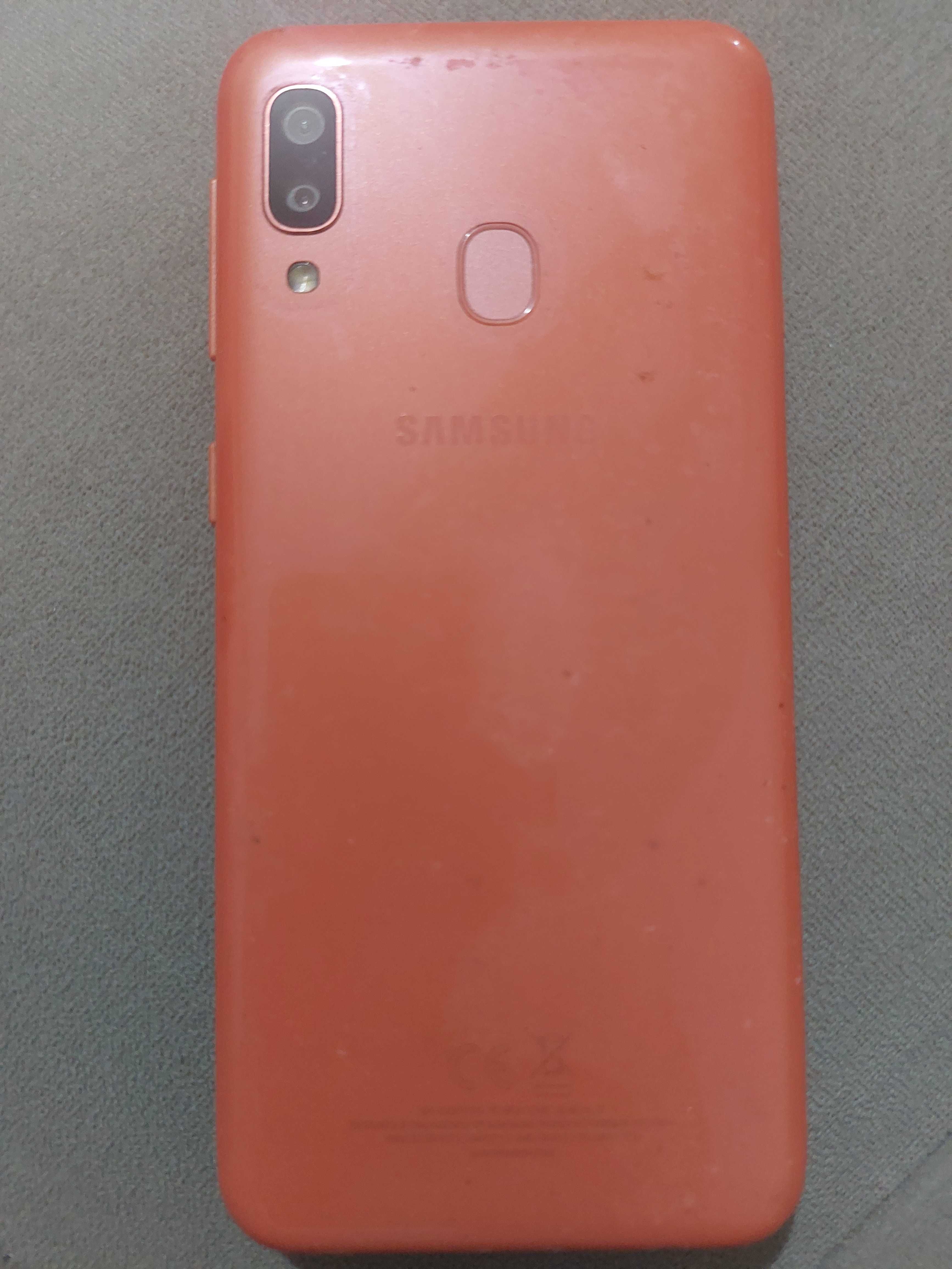 Телефон Samsung A20