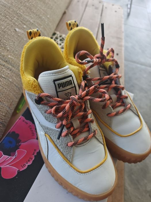 Vând skechers PUMA Cali Sue Tsai