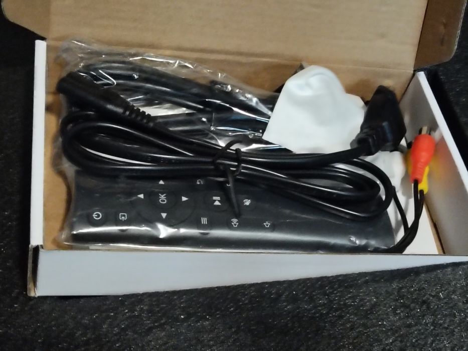 Videoproiector BlitzWolf BW-V7, 1080p, 1000:1, Lumeni 850 ANSI, Boxe I