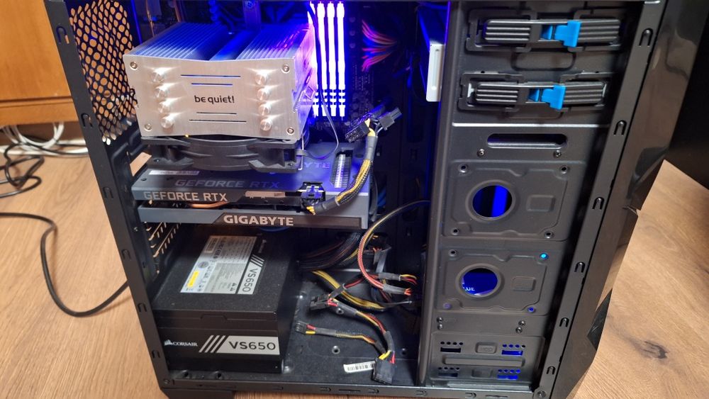 Pc gaming ryzen 5,3500x b450m-ds3h v2,rtx 3050 8 gb,32 gb ddr4