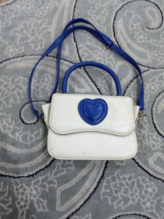 Продаю компактную сумку