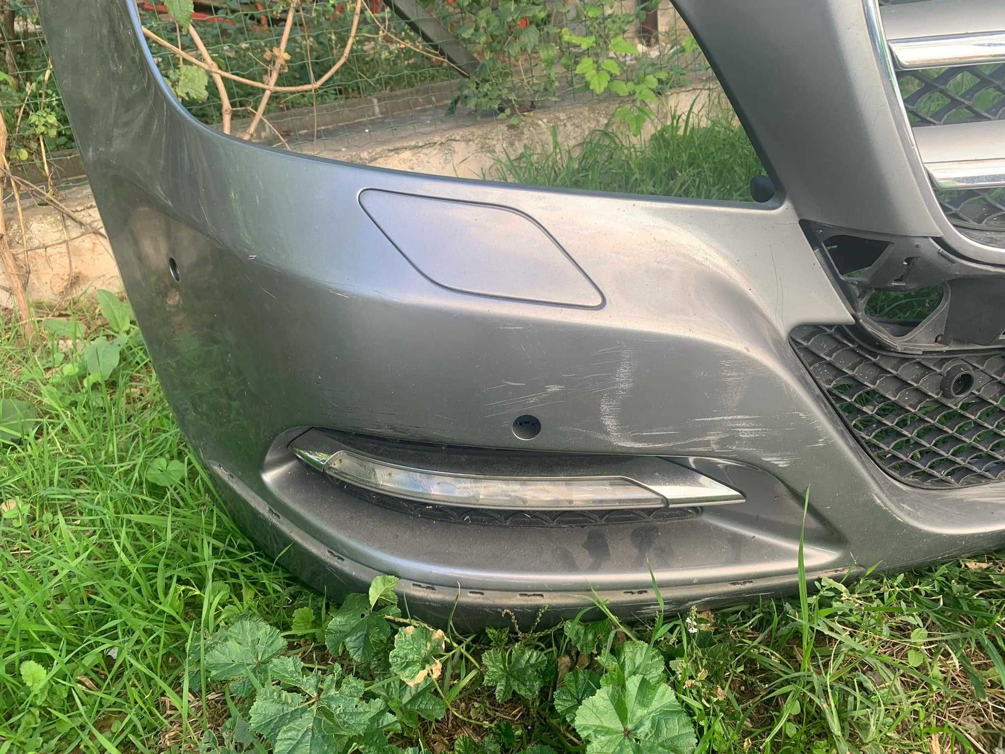 Броня за Мерцедес CLS w218 + решетка  900 лв