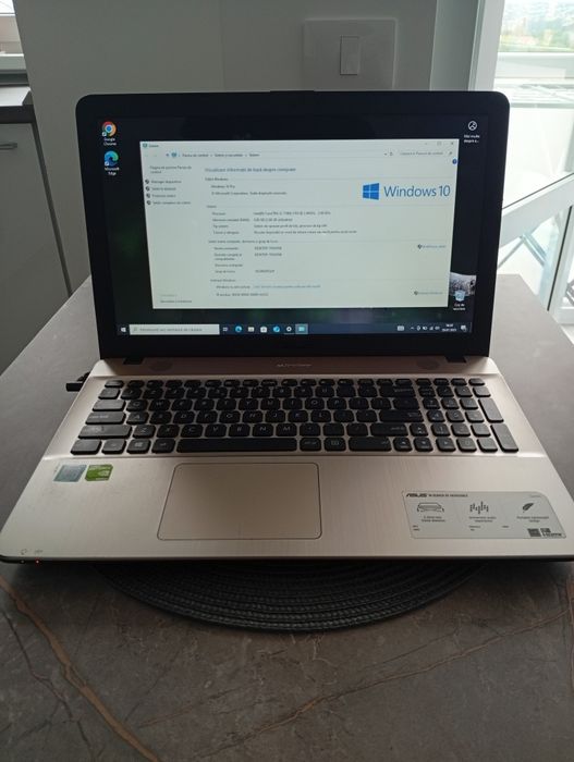 Laptop ASUS A541U