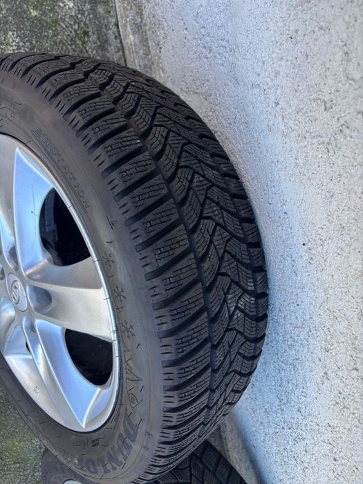 Jante Originale Kia R16 5x114,3 .Anvelope DUNLOP  Iarnă 205:55 R 16