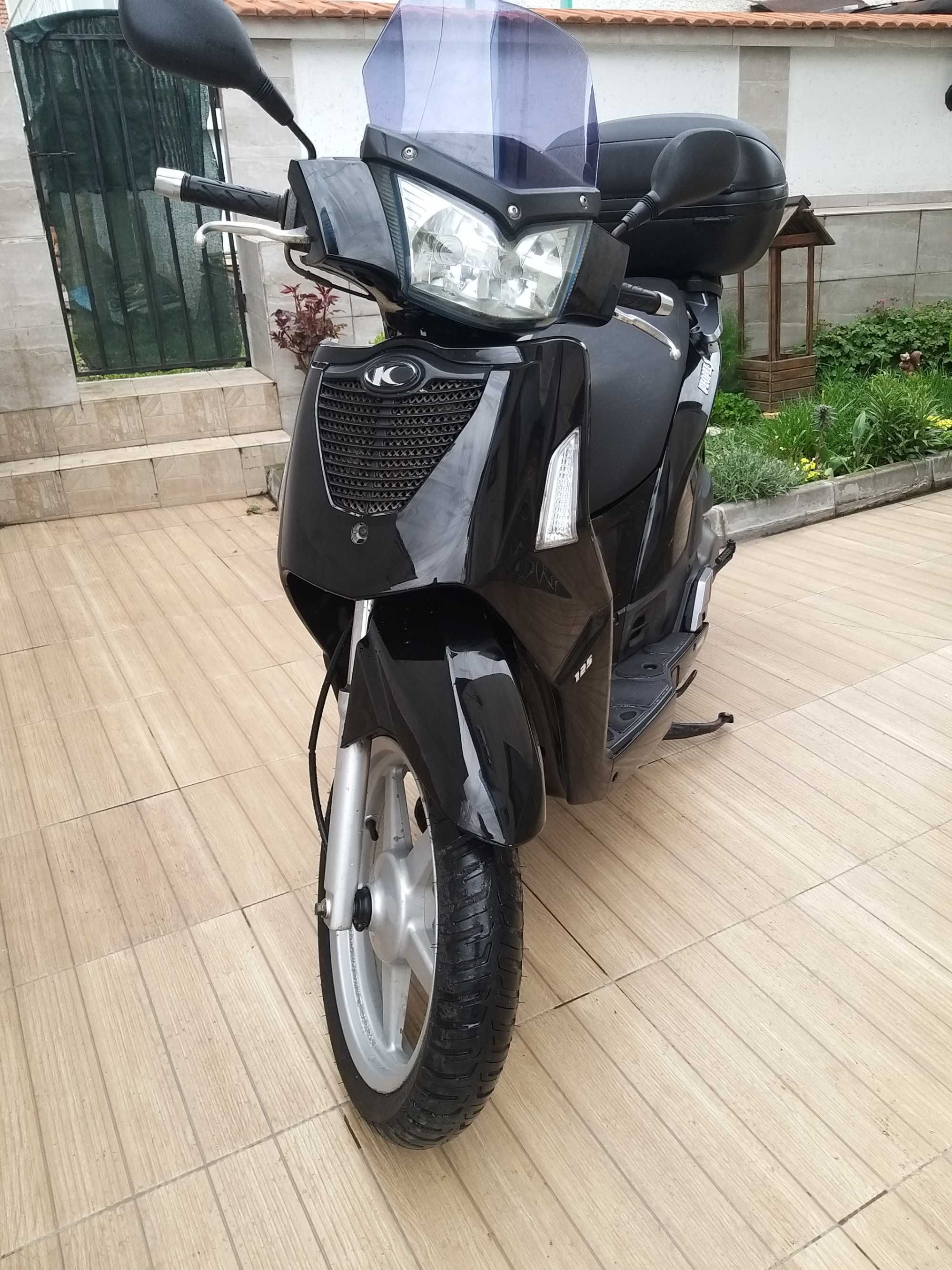 Продавам скутери  10бр