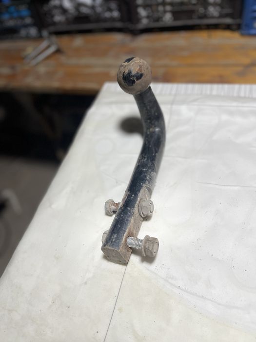 крюк буксировочный / temr ilgak