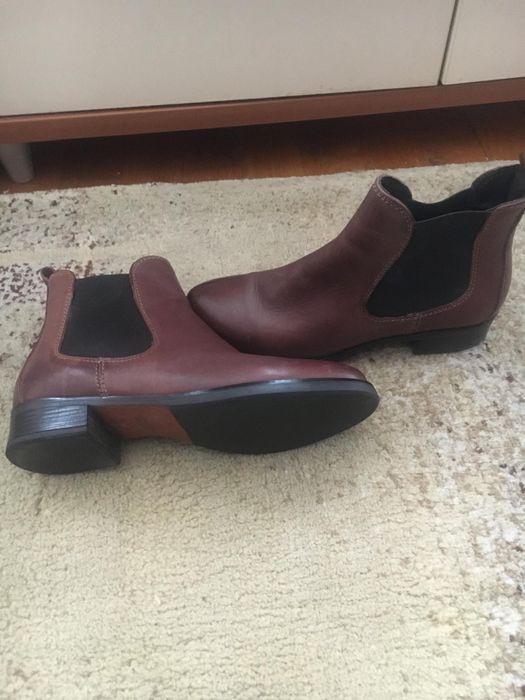 Дамски кожени боти