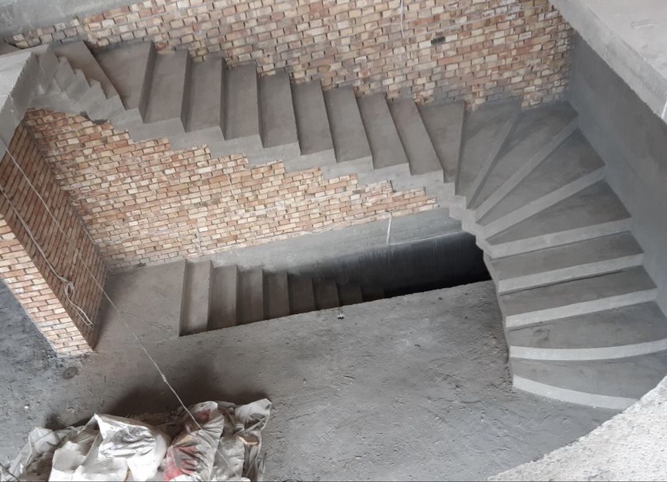 zina lestnitsa quyamiz