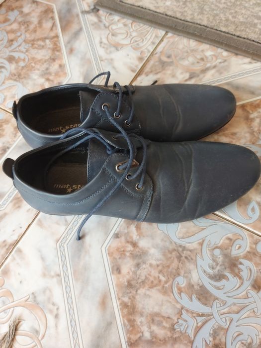 Обувки         .