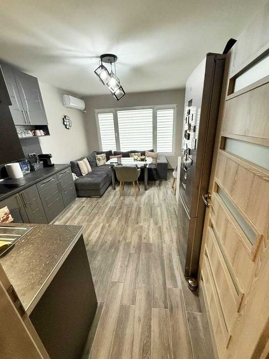 Продава се Четиристаен апартамент в София, Малашевци - 85 кв.м за 1989 €/кв.м - Снимка #1