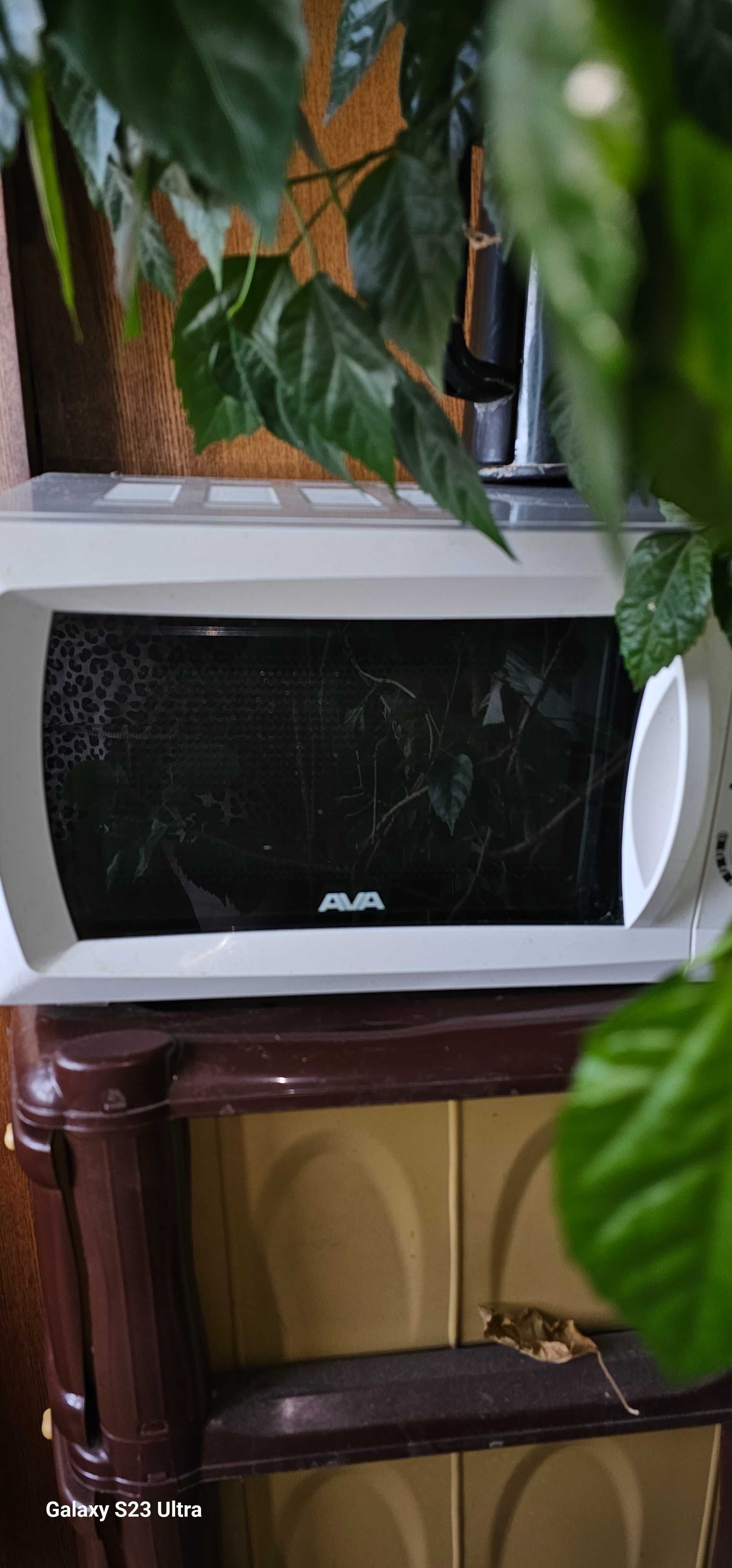 Микроволновая печь AVA