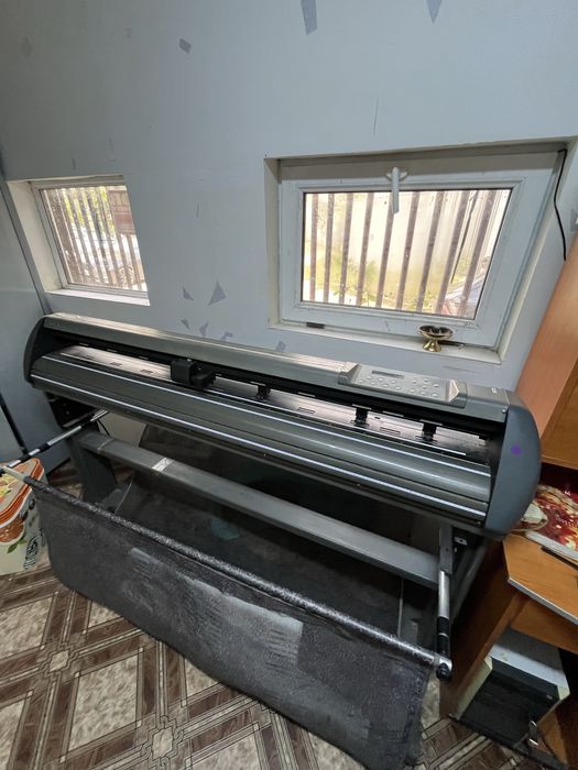 Plotter 158cm autocolant