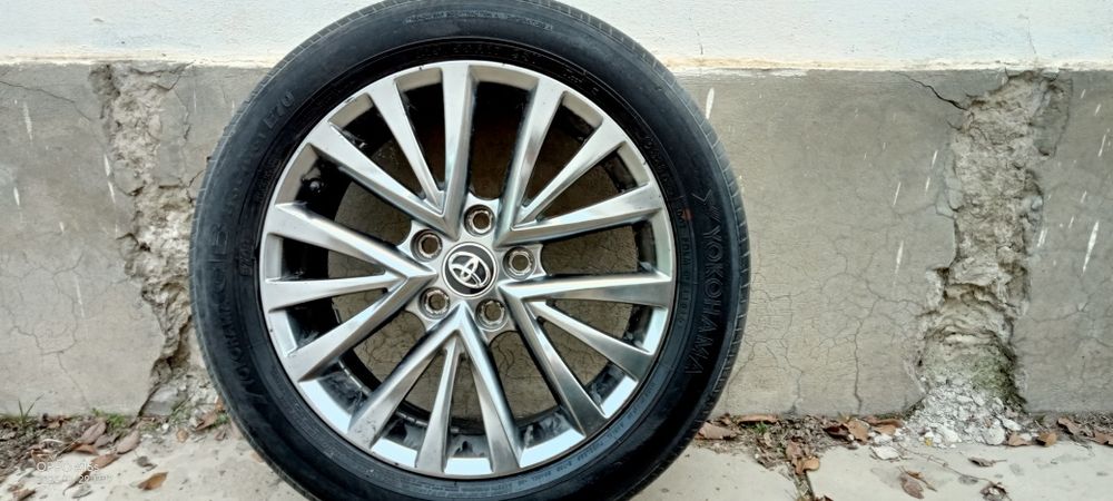 Комлект диски на camry 55 R17