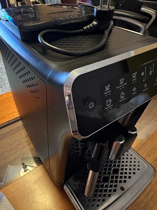 Кафеавтомат Philips 3200 Series EP3221