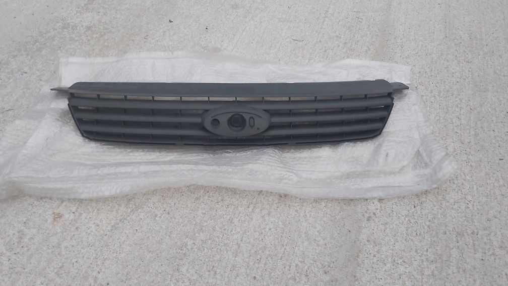 grilă bară față radiator ford kuga 1 (2012)