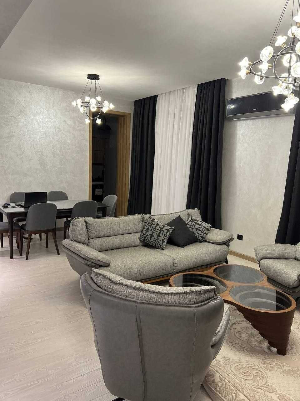 Продам 3-х комнатную (117кв.м) в Мирзо-Улугбекском районе.