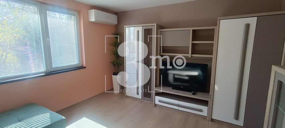 Дава се под наем Къща в София, Филиповци - 70 кв.м за 800 € - Снимка #1