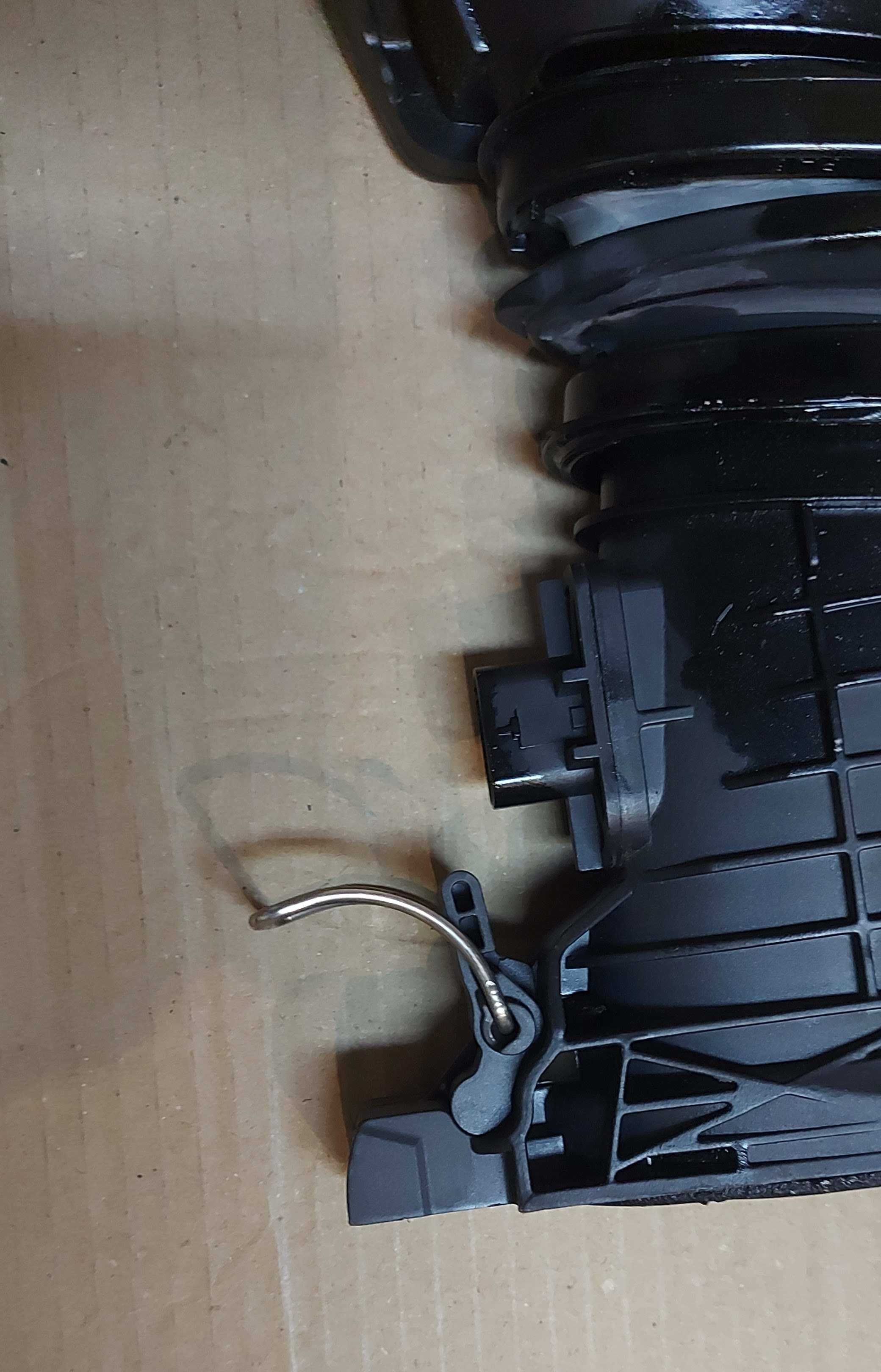Лястовица за Мерцедес E350 двигател OM 642858