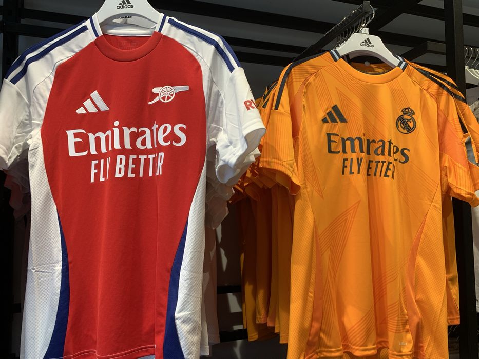 Оригинални Футболни Тениски