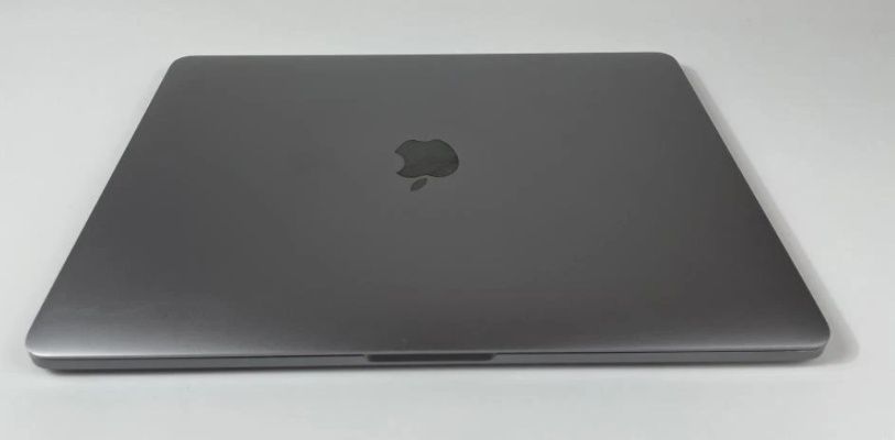 MacBook Pro 13" 2017 1TB 16GB RAM Core i7 Space Gray

Shunin bar M